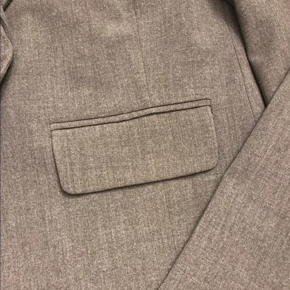 Blazer - Picture 2 of 6